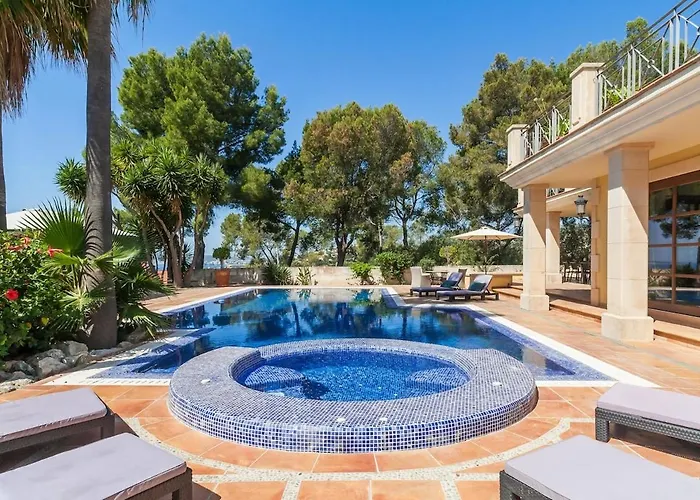 Villa Escuela With Private Pool
