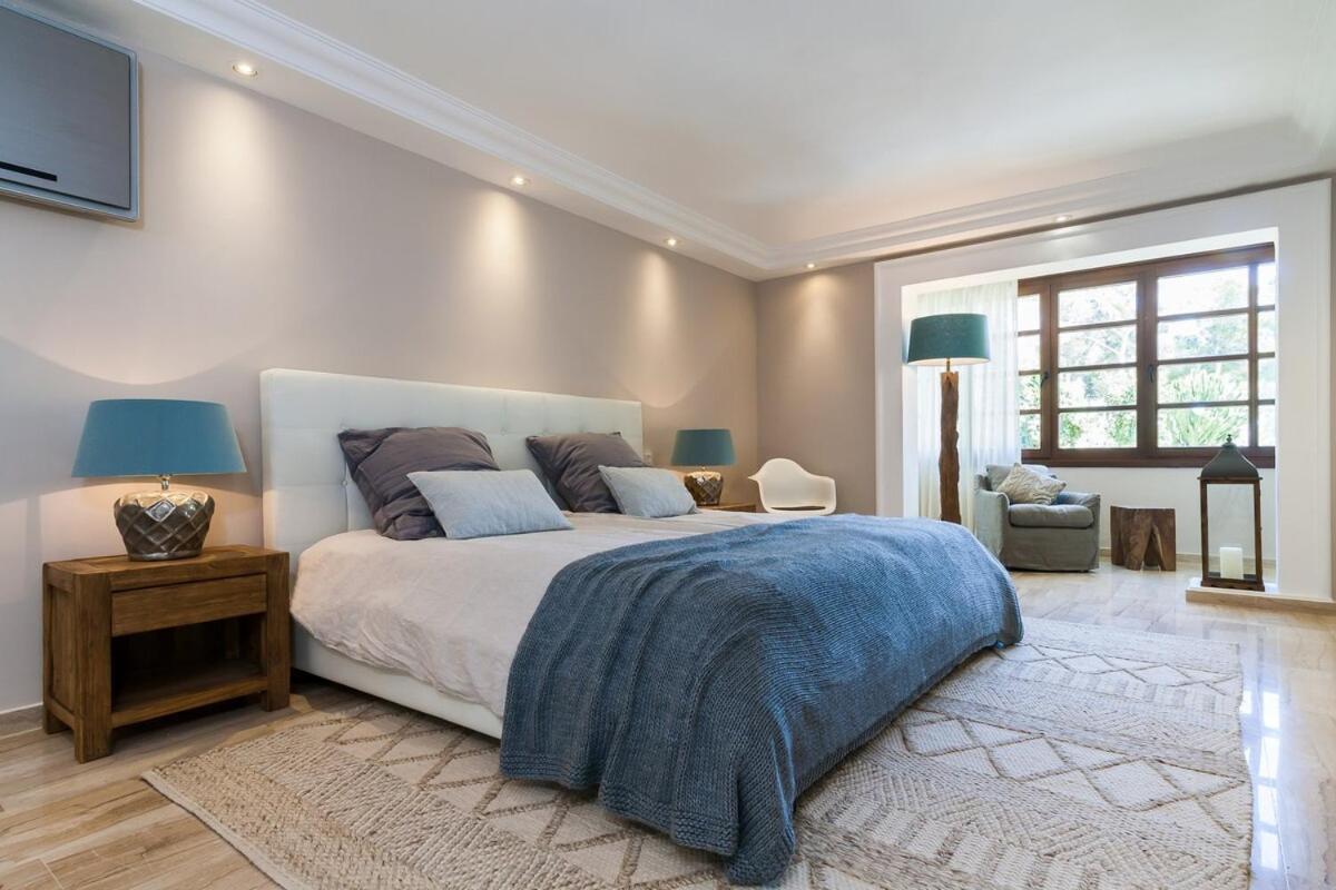 Escuela With Private Pool * Marbella