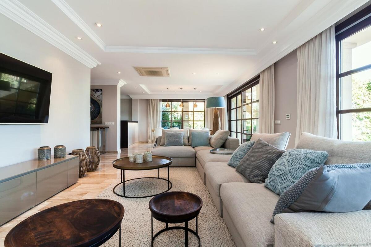 Escuela With Private Pool * Marbella